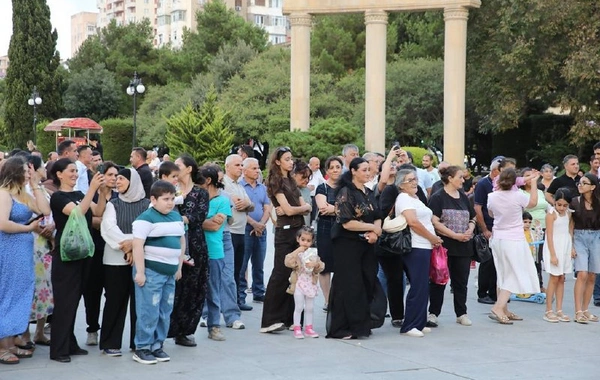 Bakıda axşam konsertləri davam edir