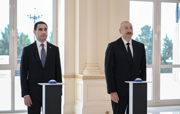 Azərbaycan Türkmənistana tanker hədiyyə edib
