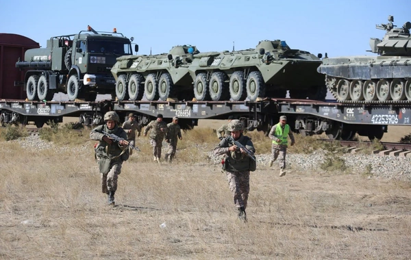 Qazaxıstan ordusu yüksək döyüş hazırlığına keçəcək