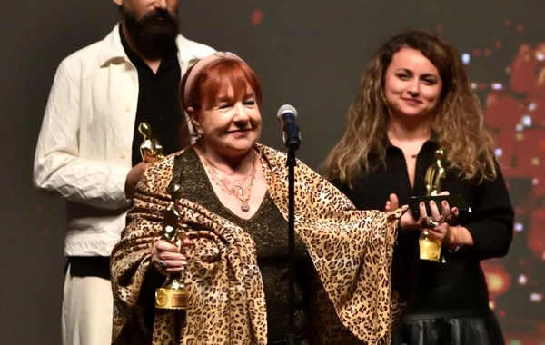 65 ildir aktrisa olan Bilge Şen ona verilən qonorara BELƏ ETİRAZ ETDİ