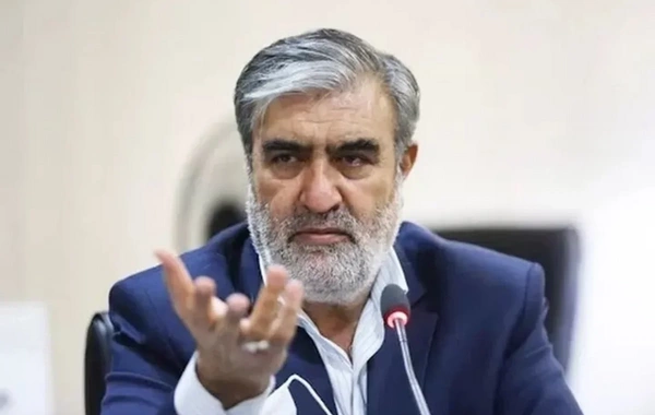 İran Fransanın xəyanətlərini xatırlatdı