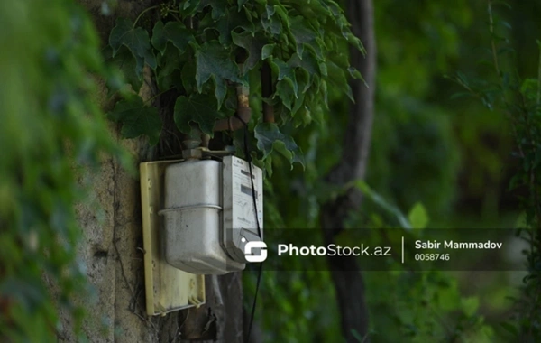 В Азербайджане на имя абонента начислили долг в 1 500 манатов после замены газового счетчика
