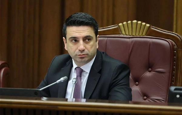 Simonyan: "Bakı ilə Kərki barədə danışıqlar aparırıq"