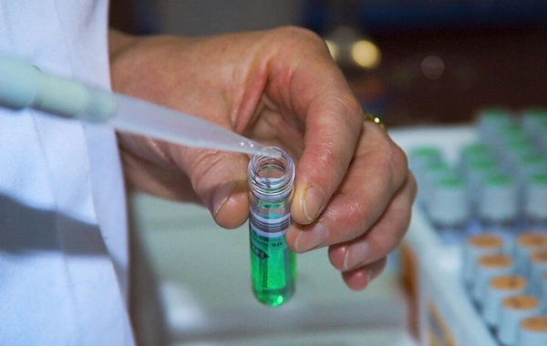 Chinese scientists have invented superglue for broken bones