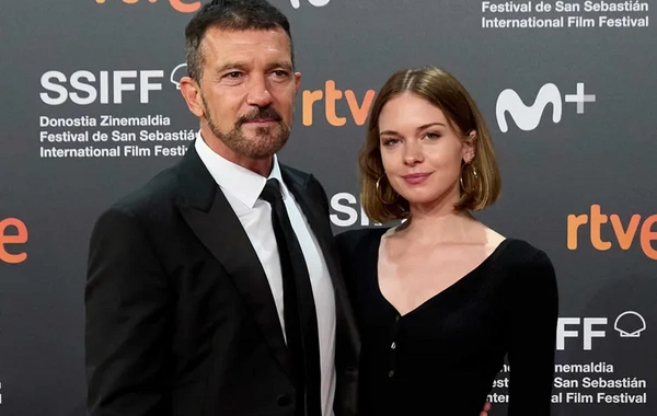 Antonio Banderas qızını gəlin köçürdü