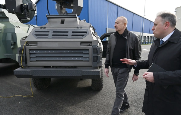 İlham Əliyev Tərtər elektromexanika zavodunun yenidənqurmadan sonra açılışında iştirak edib