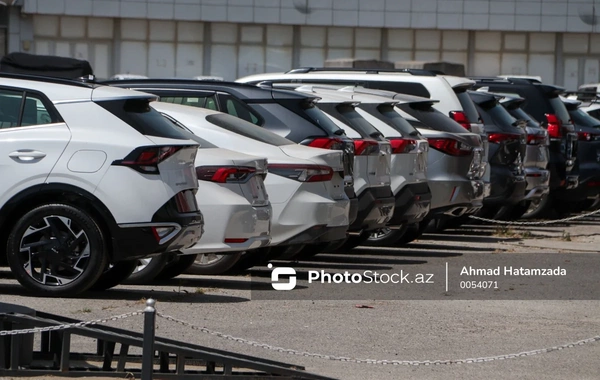 Maşın almaq istəyənlərin NƏZƏRİNƏ: Xaricdən gətirilən avtomobillər gecikə və bahalaşa bilər