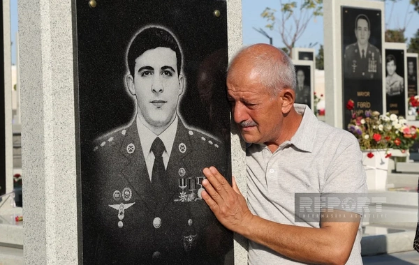 Vətən müharibəsinin ildönümü ilə əlaqədar Hərbi Memorial Məzarlığa ziyarət başlayıb