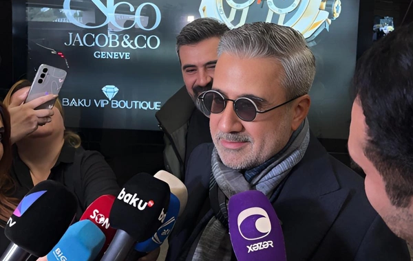 Emrah konserti üçün Bakıya gəldi