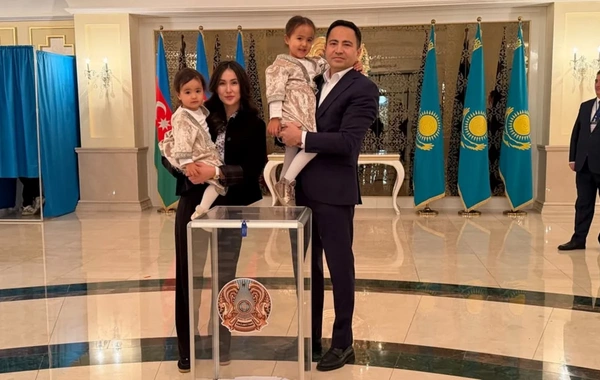 Qazaxıstanın Bakıdakı səfirliyində referendum üzrə səsvermə keçirilir