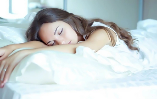 Gecə yuxusuzluğunun səbəbləri: İnsanlar niyə yata bilmir?