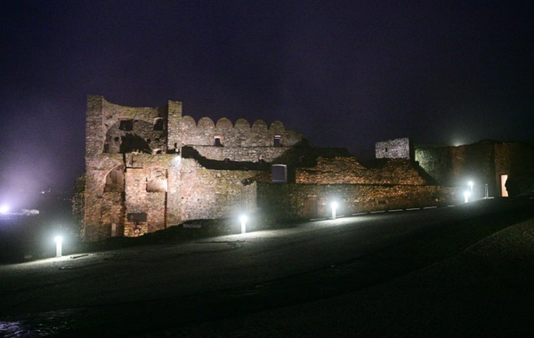 İlham Əliyev və Peter Pelleqrini Bratislavada Devin qəsrində olublar