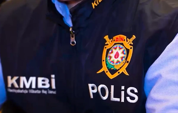 Süni intellektlə düzəltdikləri fotolarla qadınları şantaj edən şəxslər saxlanılıb