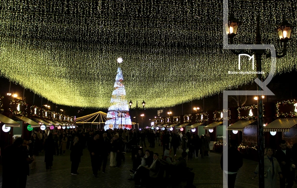 Dənizkənarı Bulvar Yeni İlə xüsusi hazırlaşıb - Bu dəfə Buz Meydançası da olacaq