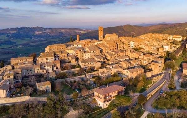 Bu qəsəbəyə köçüb yaşayanlara 30 000 dollar verilir