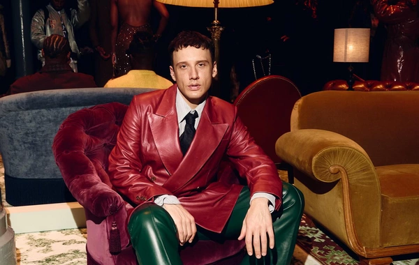 Türkiyəli müğənni Edis saxlanılıb