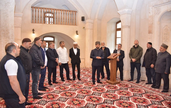 Din xadimləri Qarabağ və Şərqi Zəngəzurdakı tarixi-dini abidələri ziyarət ediblər