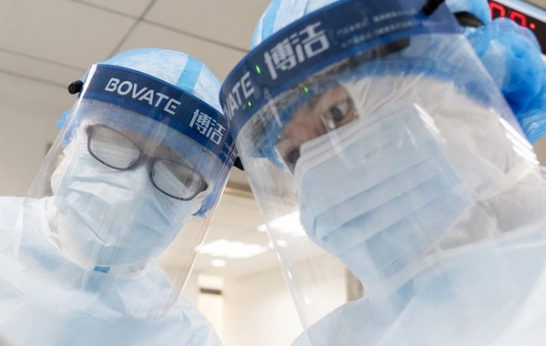 Çində bir neçə nəfər meymunçiçəyinin yeni növlərinə yoluxub