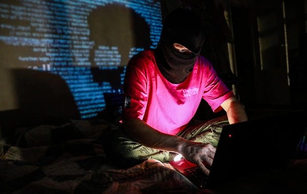 In Britain, scammers stole $60,000,000 dollars from the tax authorities