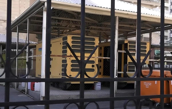 Шум, продолжающийся уже несколько дней, довел жителей Баку до отчаяния: в чем причина проблемы?