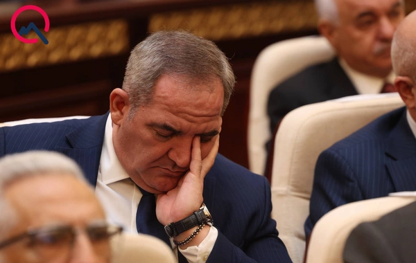 AMEA-nın  Rəyasət Heyətinin "gərgin" iclası