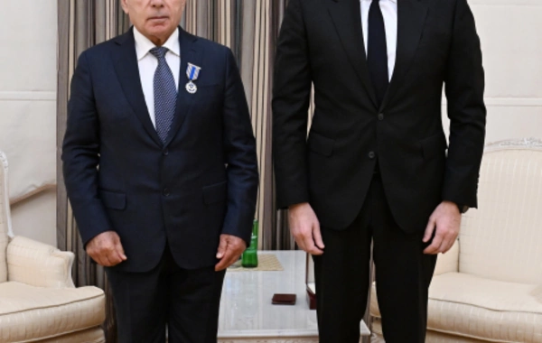 President Ilham Aliyev presented the "Istiglal" order to Yagub Eyubov