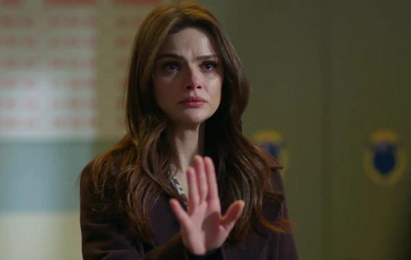 "Uzak Şehir"in aktrisasından saxlanılma qərarına REAKSİYA: "Son dərəcə narahatam!"