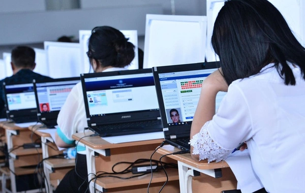 Təhsilverənlərin sertifikatlaşdırılması prosesinin test imtahanı mərhələsinin ilk günü yekunlaşıb
