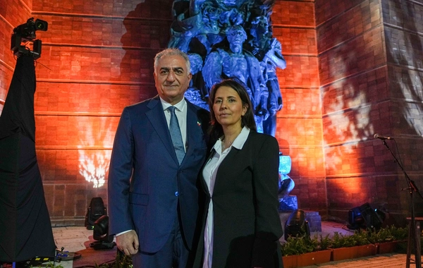 Rza Pəhləvi kimdir? Sürgündəki şahzadə iranlıları şəhərləri ələ keçirməyə çağırır