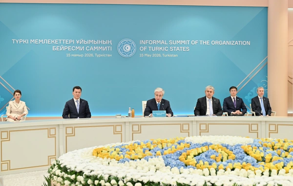 İlham Əliyev Türküstanda TDT-nin qeyri-rəsmi Zirvə görüşündə iştirak edib