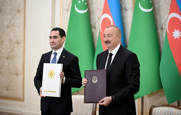 The exchange of Azerbaijani-Turkmen documents took place