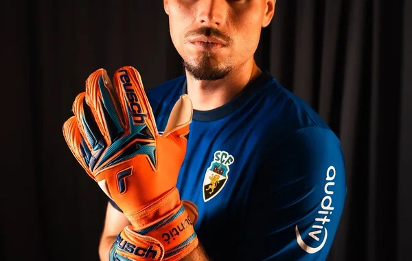 "Qarabağ"dan ayrılan qapıçı Portuqaliya klubuna transfer oldu