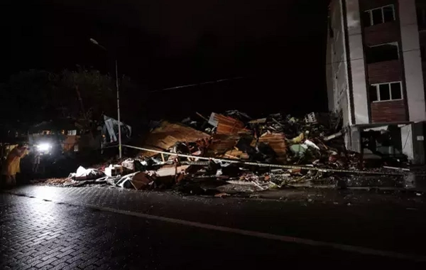 Balıkesirdəki zəlzələ zamanı 25 bina zərər görüb Balıkesirdəki zəlzələ zamanı 25 bina zərər görüb