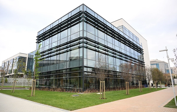 Bakıda İtaliya-Azərbaycan Universitetinin ilk tədris korpuslarının açılışı olub