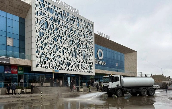 Güclü yağışdan sonra Bakıda genişmiqyaslı daxili iməcilik keçirilib