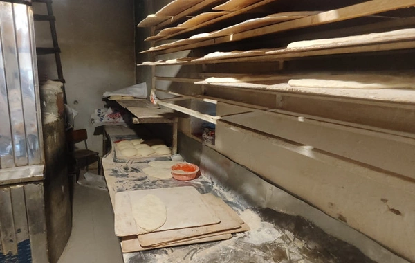 Nərimanov rayonunda unlu qənnadı məmulatlarının emalı müəssisəsində istehsal dayandırılıb