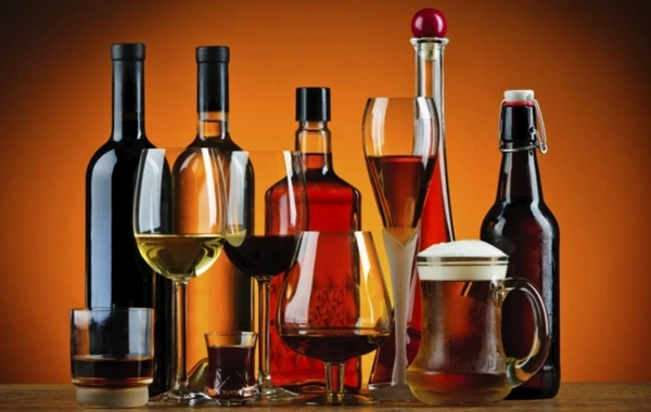 Alkoqollu içkilərin pərakəndə satışına dair minimum qiymət müəyyənləşib