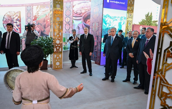 Prezident İlham Əliyev MDB Ölkələrinin Milli Kulinariya Festivalı ilə tanış olub, rəsmi qəbulda iştirak edib