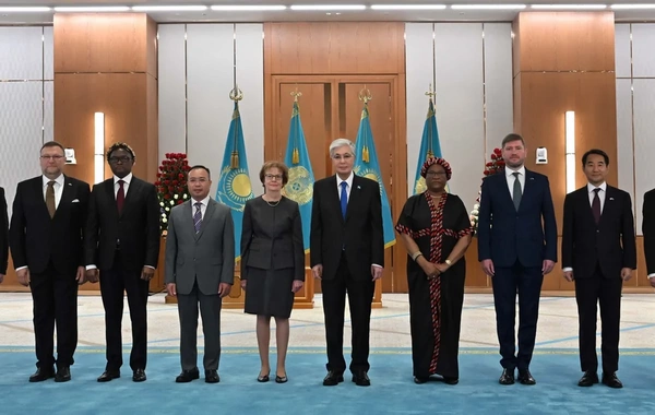 Azərbaycanın yeni səfiri etimadnaməsini Qazaxıstan Prezidentinə təqdim edib