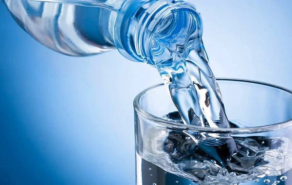 Rusiya Ermənistan istehsalı olan Cermuk suyunun satışını bir daha blokladı