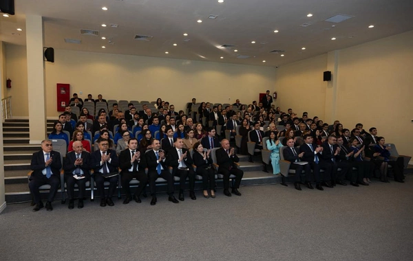 "Gənc həmkarlarla inkişafa doğru" tədbiri keçirilib