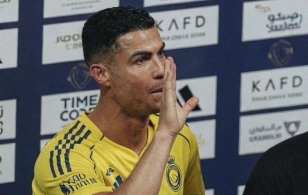 Ronaldo azarkeşlərin məsxərəsinə istehzalı cavab verdi