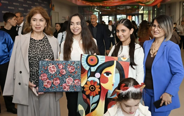 ADA Məktəbində xeyriyyə məqsədli ənənəvi Payız festivalı – "Məhsul bayramı" təşkil edilib