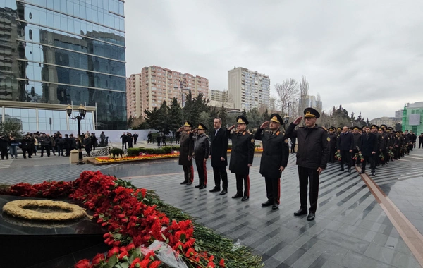 Fövqəladə Hallar Nazirliyinin kollektivi Xocalı soyqırımı abidəsini ziyarət edib