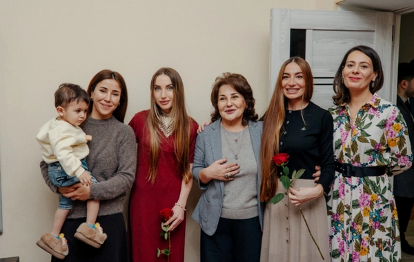 Leyla Əliyeva, Arzu Əliyeva və Alyona Əliyeva "Təmiz Dünya" sığınacağındakı uşaqların bayram sevincinə şərik olublar