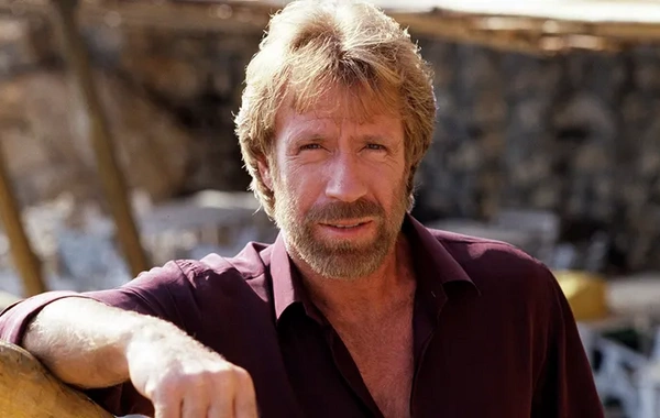 Hollivudun əfsanəsi Çak Norris vəfat etdi