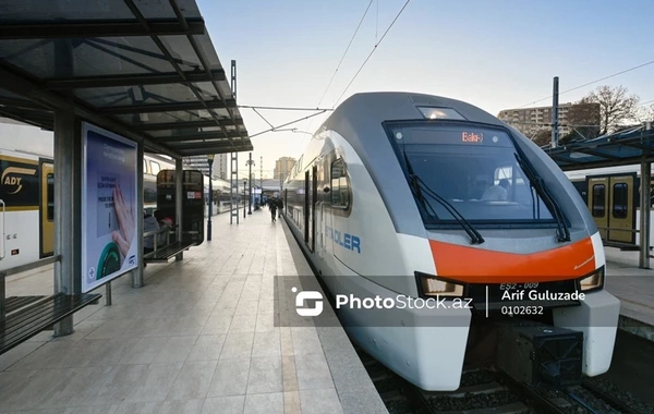 Стала известна причина задержки в движении скоростных поездов, следующих из Баку в Сумгайыт