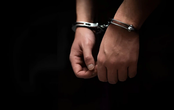 Polis qadınları TikTokda şantaj edən şəxsi saxlayıb, zərərçəkənlər var