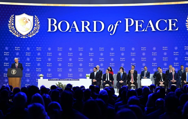 İlham Əliyev Davosda Sülh Şurasının Nizamnaməsi sənədinin imzalanma mərasimində iştirak edir