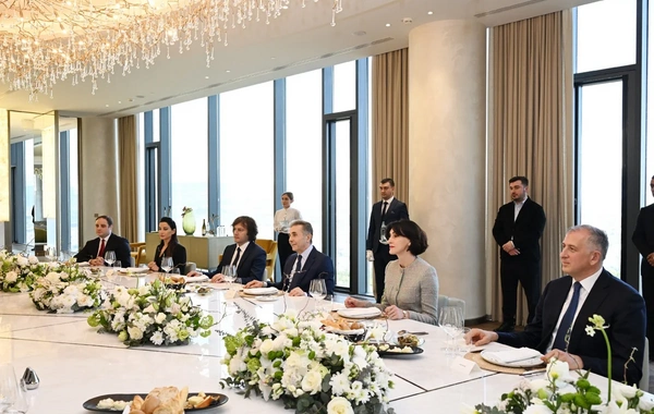 Tbilisidə Azərbaycan Prezidentinin şərəfinə lanç verilib